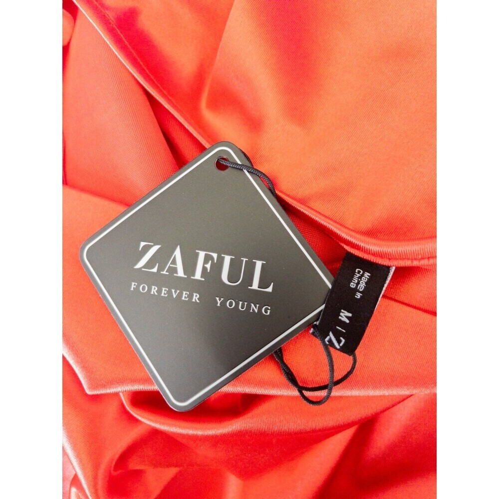 New with tags Zaful red silky mini dress size medium. - Picture 4 of 7